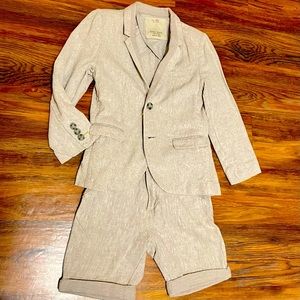 Boys linen suit